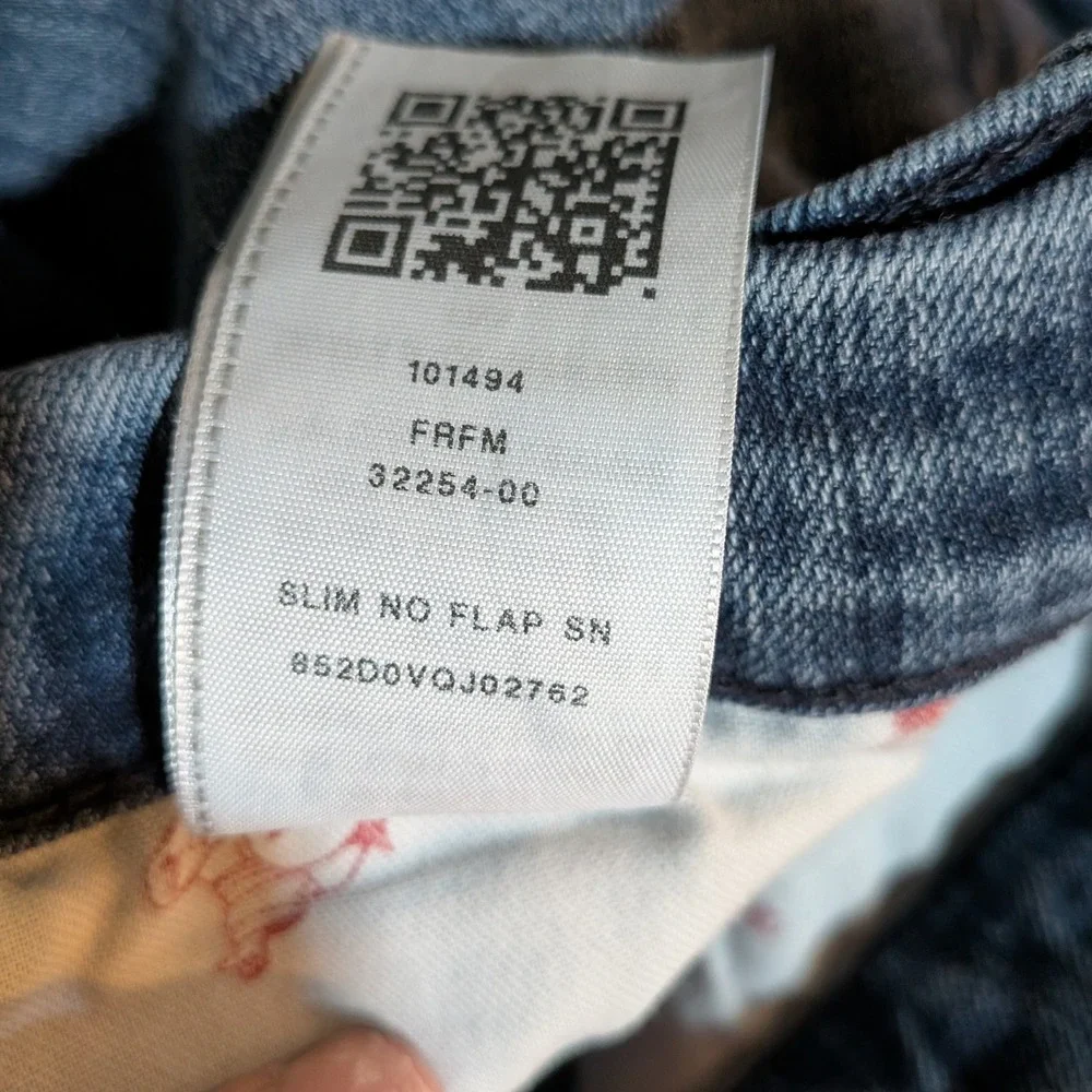 True Religion Men 35/33 Section Slim Fit Jeans Straight Leg‎ Med Blue Distressed